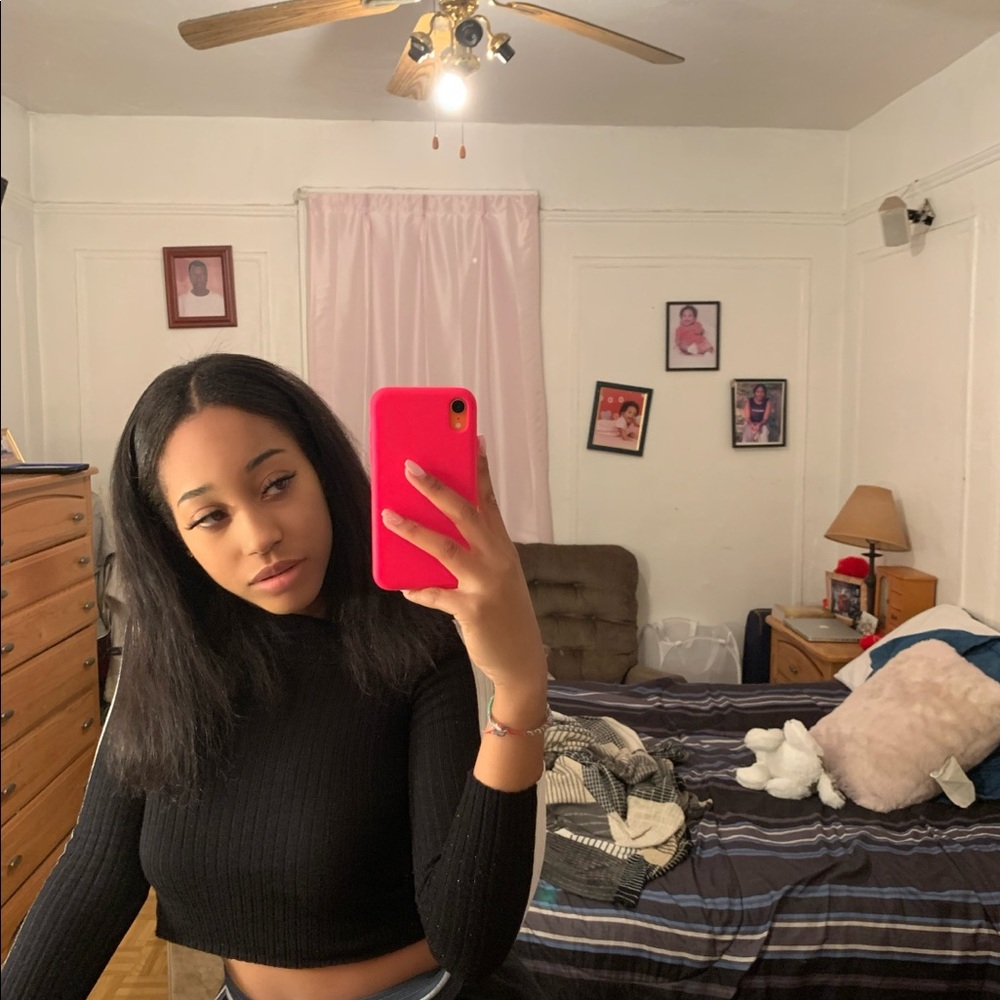 Meet your Posher, Kalia